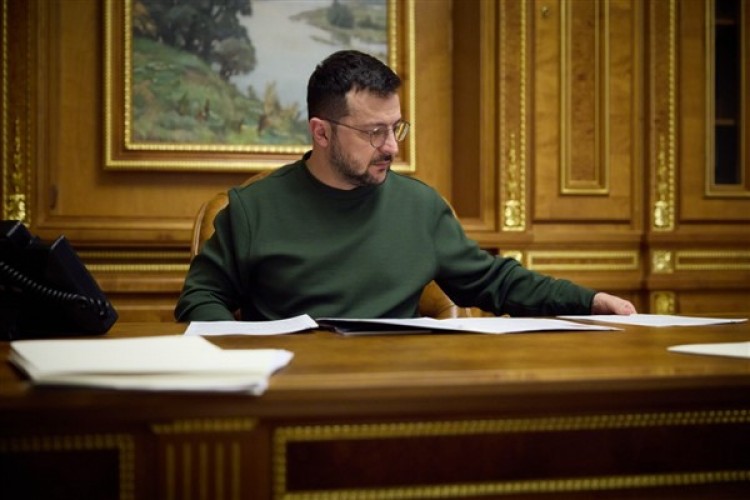 Zelenski: Ukrayna'da herkesin tek bir cephe olduğunu hatırlaması gerekiyor