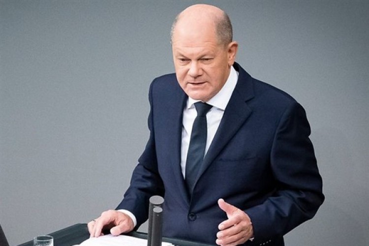 Scholz: "Polonya'nın güvenliği aynı zamanda bizim güvenliğimizdir"