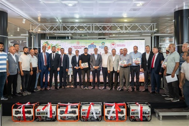 Malatya Kayısı Festivali'nde en iyi yaş kayısılar seçildi