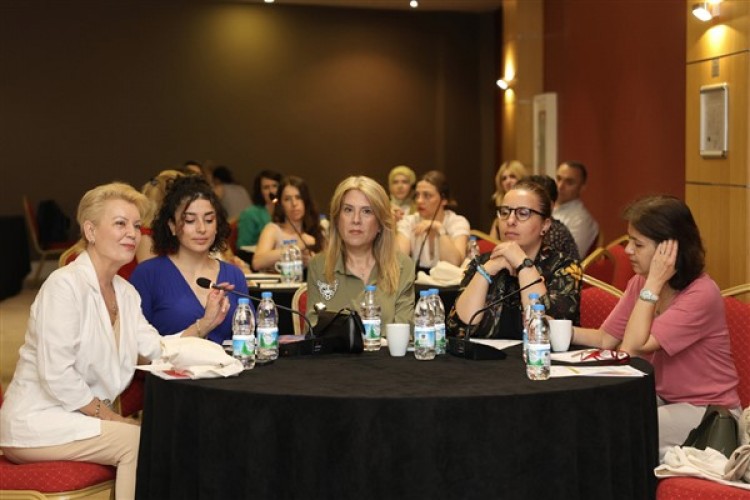 Eskişehir'de Kadın-Erkek Eşitliğine Duyarlı Planlama ve Bütçeleme Semineri düzenlendi