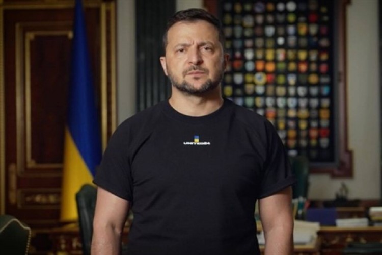 Zelenski: Anneler tüm çocuklarımızın geleceği için mücadelede bize güç veriyor