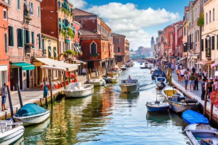 İtalya'da "Gençler için Sosyal Girişimcilik ve İstihdam" semineri