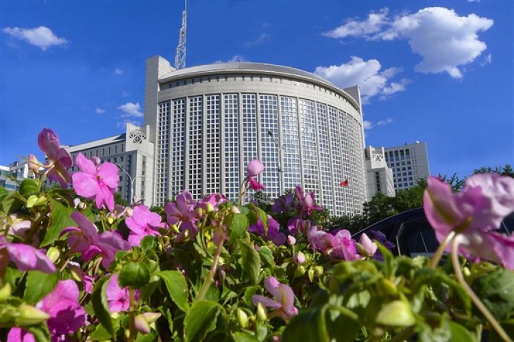 Çin'den Pakistan-İran diyaloguna destek