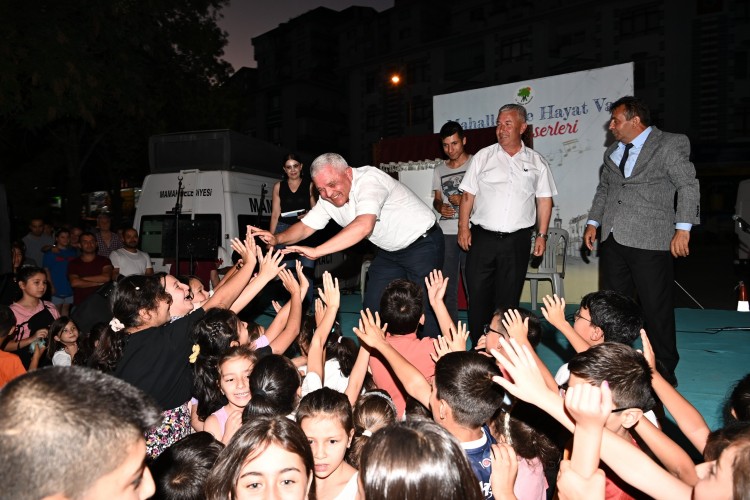 Mamak'ta mahalle şenlikleri devam ediyor
