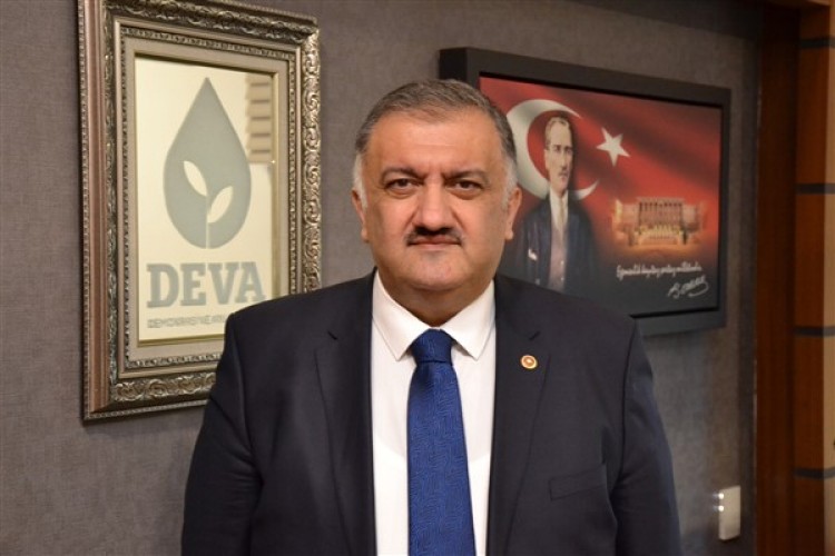 Karal: Yakında 'Yaşadığınıza dua edin vergisi' de gelirse şaşırmayın