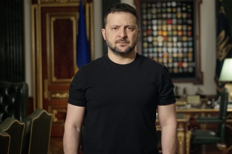 Zelenski: "Rusya başarılı olabileceği yanılsamasına kapılmamalı"