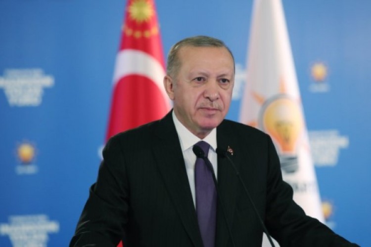 Erdoğan: "Anadolu insanınını hiçbir zaman hizmete ve hürmete layık bulmadılar"