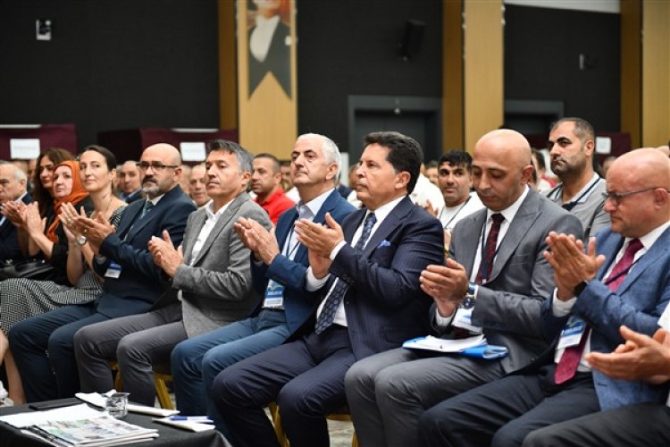 Başkan Özer: Esenyurt'un imajını el birliğiyle düzelteceğiz