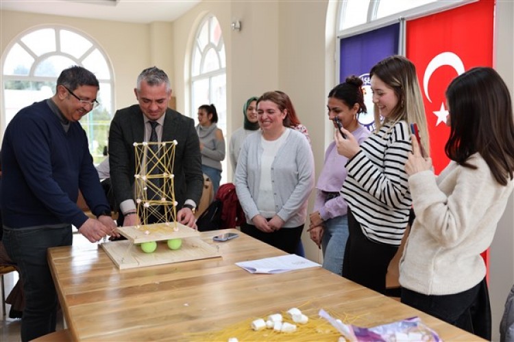 Eskişehir'de öğretmenler için "Deprem Atölyesi" yapıldı