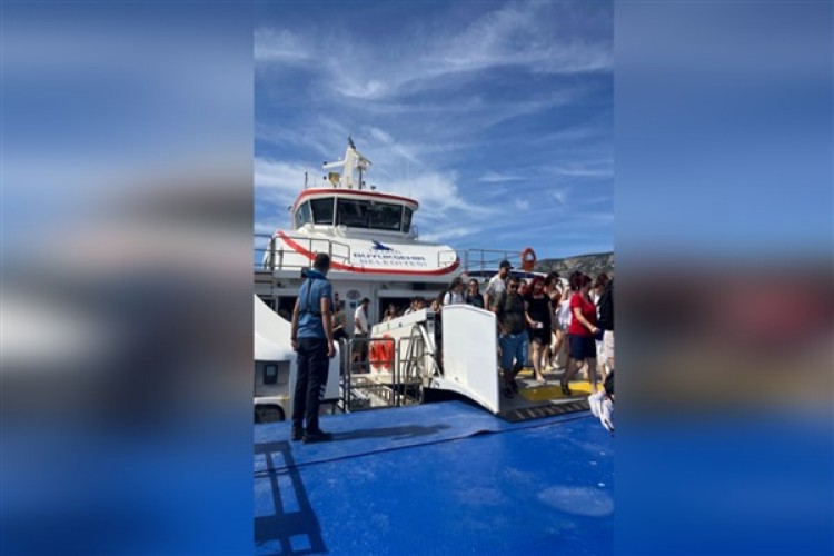 İZDENİZ'in yaz seferlerine ilgi 3 kat arttı