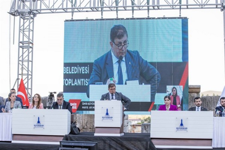 Başkan Tugay'dan ücretsiz aktarmayı reddeden UKOME kararına tepki