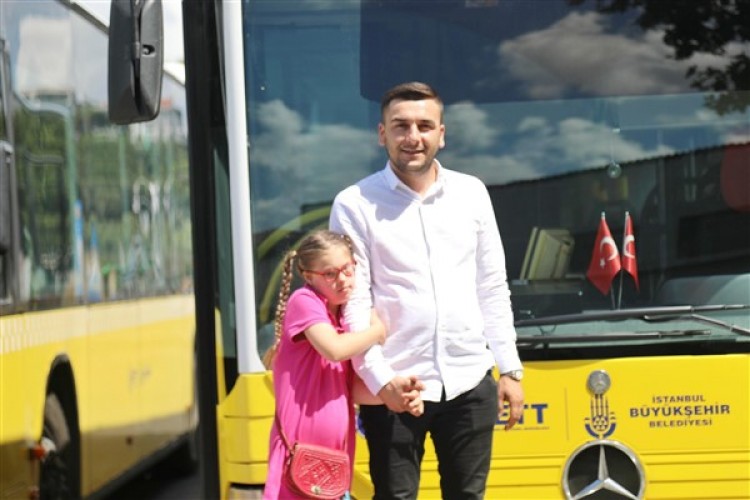 Kaybolan 10 yaşındaki çocuğu, İETT şoförü buldu
