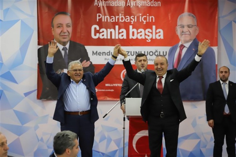 Başkan Büyükkılıç, Pınarbaşı Aday Tanıtım Toplantısı'na katıldı