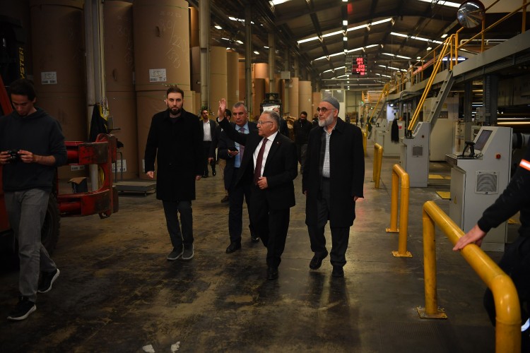 Başkan Büyükkılıç, OSB'de yer alan fabrikaları ziyaret etti