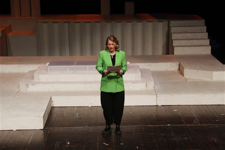 İBBŞT, Dünya Tiyatro Günü'nü 8 oyunla kutladı