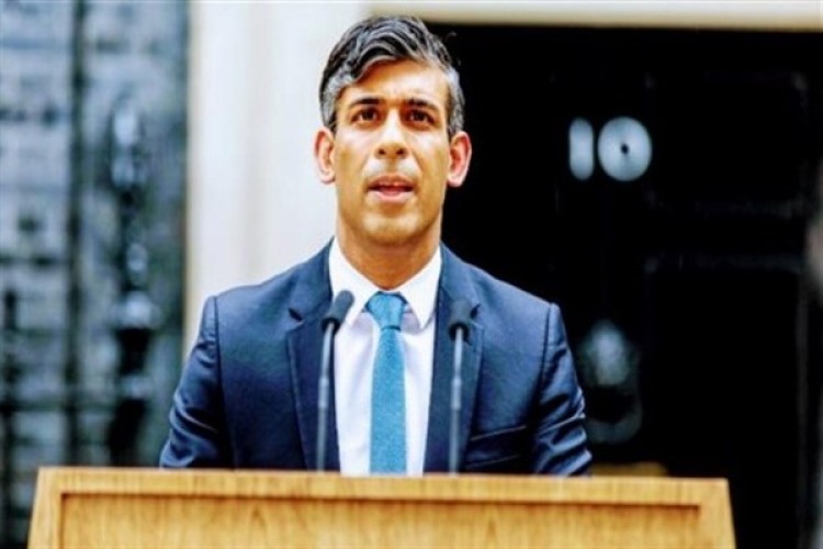 Sunak: Silahlı Kuvvetlerinde görev yapan kadın ve erkekler İngiltere'yi temsil ediyor