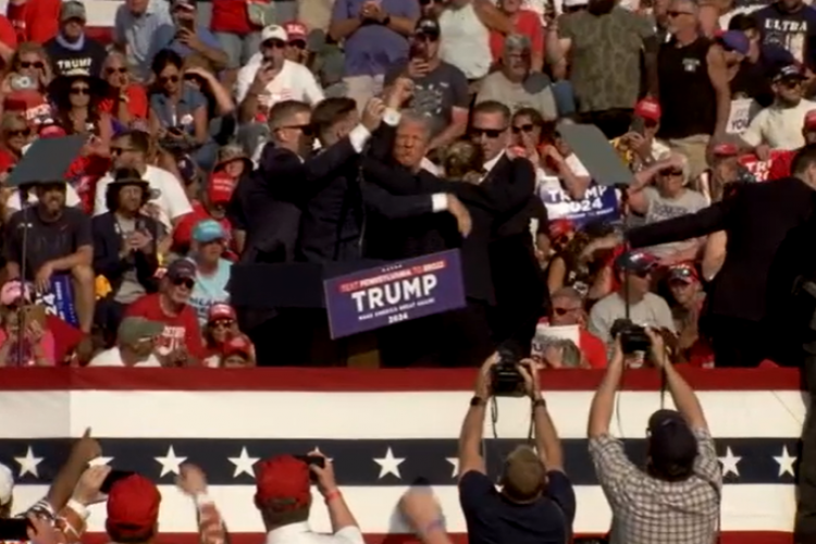 Trump vurulduktan sonra Ayakkabılarımı almama izin verin diye bağırdı