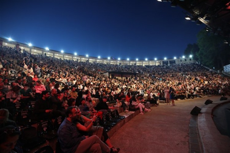 38. Genç Günler "Dünya İçin Barış" temasıyla başlıyor