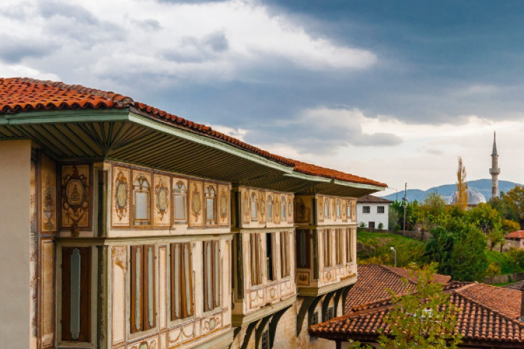 İzmir'de 7 kilometrelik atık su hattı imalatı yapılıyor