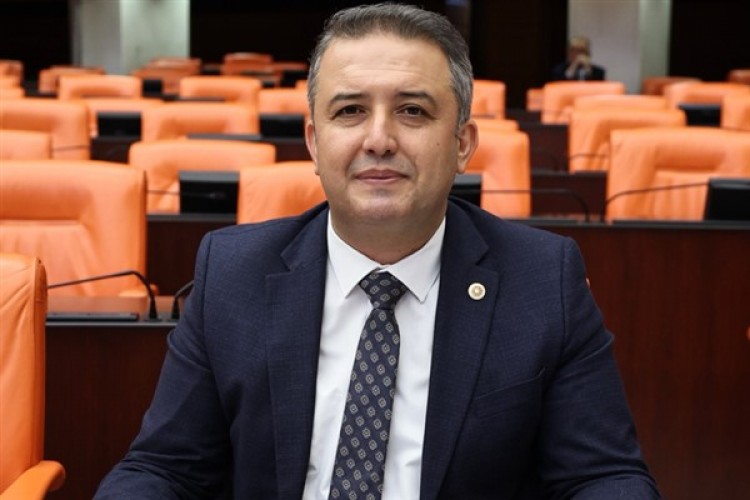 Şahin: Teklifle kanunun geriye yürümezliği ilkesi açıkça ihlal edilmiştir