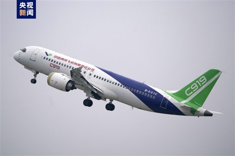 Çin'in yerli C919 yolcu uçağı 100 yeni sipariş aldı