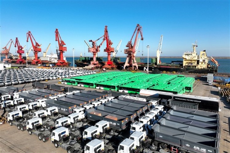 Çin'de imalat PMI temmuzda 49,4 oldu