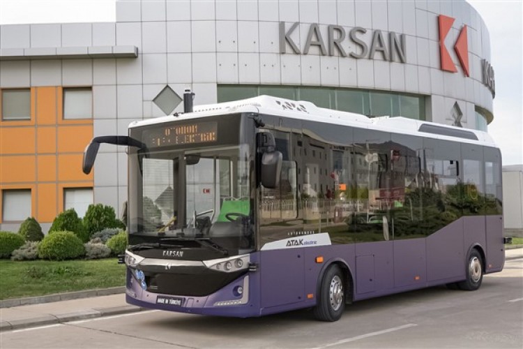 Karsan Rotterdam Havalimanı'na Otonom e-ATAK ile yolcu taşıyacak