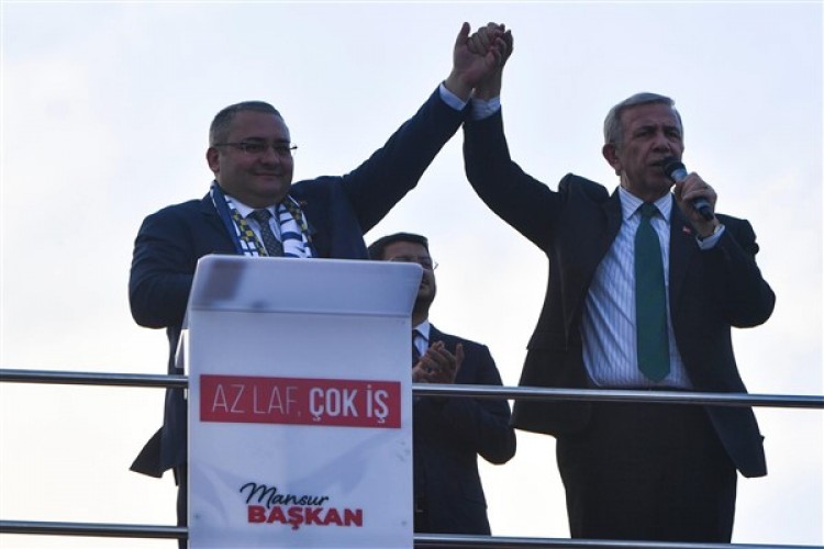 Başkan Yavaş, Keçiören'de vatandaşlarla buluştu