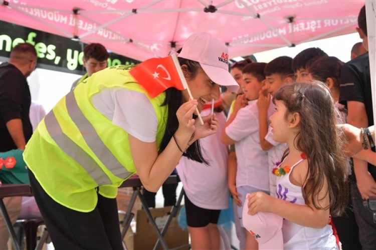 Beylikdüzü Belediyesi 23 Nisan'da Hatay'da etkinlikler düzenledi
