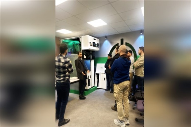 Schneider Electric, dünya genelindeki İnovasyon Merkezi modelini bayilerine taşıyor