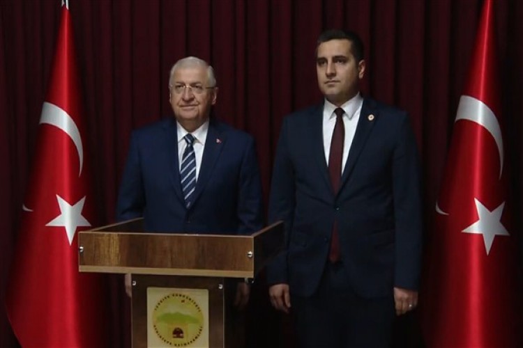 Bakan Güler, Bayburt'un Demirözü ilçesinde ziyaretler gerçekleştirdi