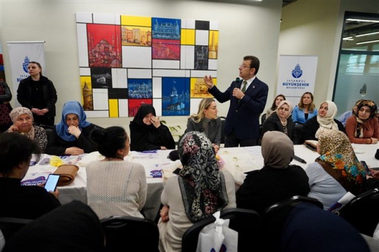 İmamoğlu: Kreşlerimizin çalışanlarının yüzde 98'i kadın