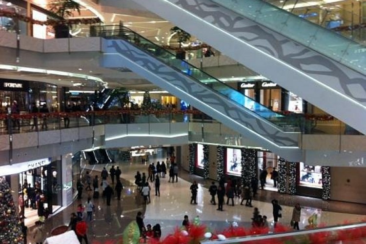 Çinli sosyal medya şirketleri zenginliği gösteren, paraya tapan paylaşımları kaldırıyor