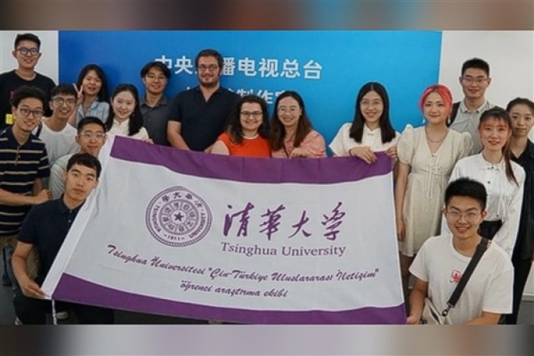 Tsinghua Üniversitesi öğrencileri CGTN Türk'ü ziyaret etti