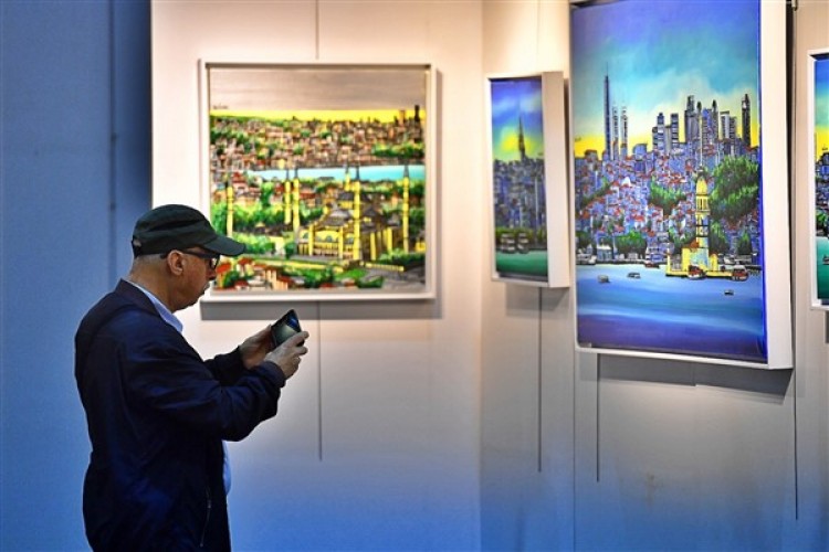 İzmir Sanat ve Antika Fuarı'nda 5 bin sanat eseri yer alıyor