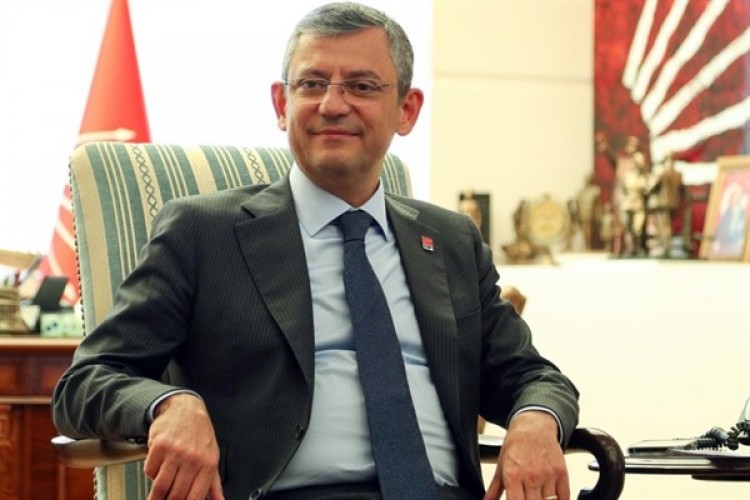 CHP Genel Başkanı Özel'den Avukatlar Günü mesajı