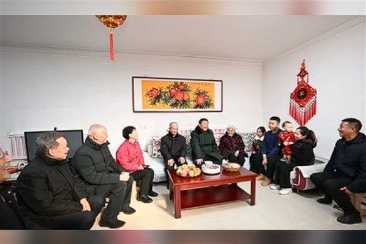 Halkla vakit geçirmek: Xi Jinping'in Çin Yeni Yılı geleneği
