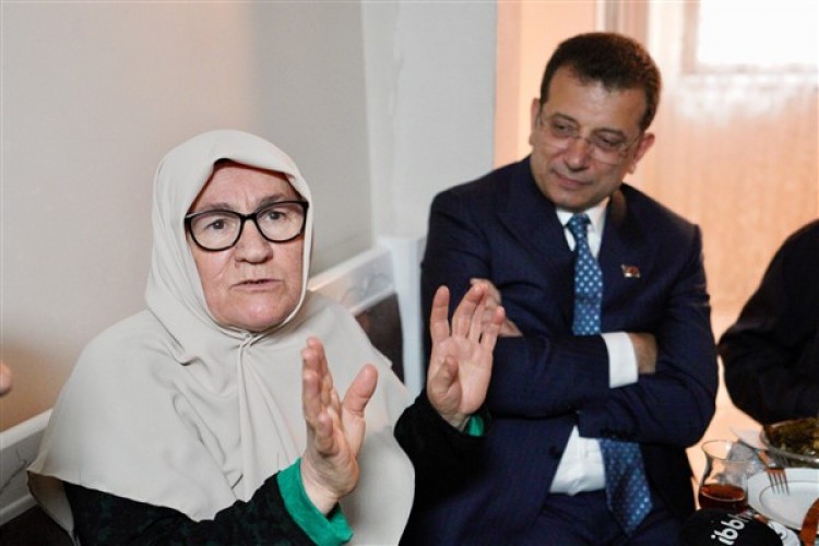 İmamoğlu: "Oy verse de vermese de insan sevilmez mi?"