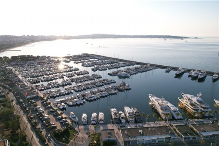 D-Marin, Cote d'Azur'daki Camille Rayon ihalesini kazandı