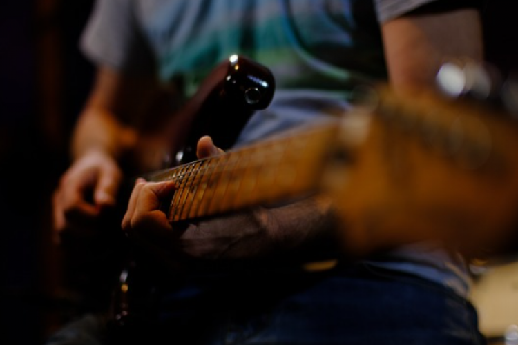 Bakan Uraloğlu, Cem Karaca'yı andı