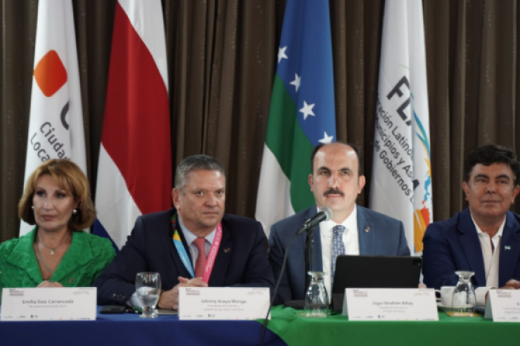 Başkan Altay: Belediye hareketinin birliği her zamankinden daha önemli