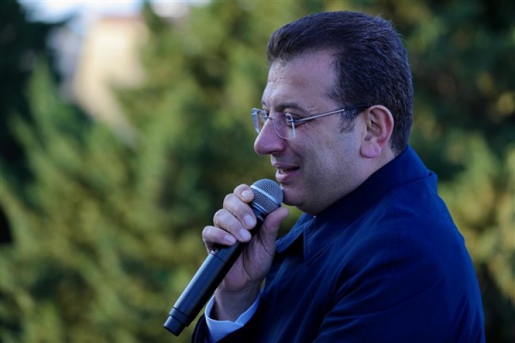 İmamoğlu: "Bütün o antidemokratik ruhu, hep beraber tarihe gömeceğiz"