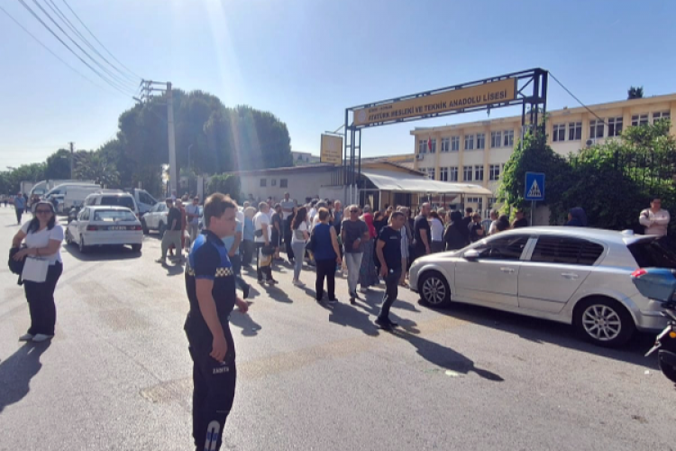 İzmir Büyükşehir Belediyesi'nden öğrencilere LGS desteği