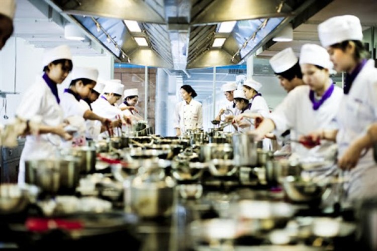 Çin'de hizmet sektöründe faaliyet endeksi yüzde 52,4'e çıktı