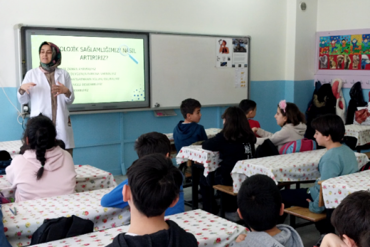 Kayseri Büyükşehir, 3 ayda 7 bin öğrenciye afet konulu eğitim verdi