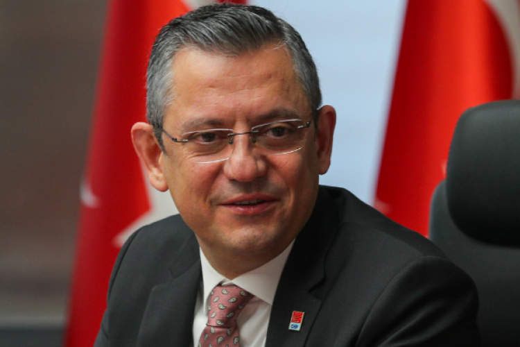 Özel, Özgecan Aslan'ı andı