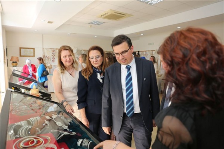 NİLSEM kursiyerleri, eserlerini sergilendi