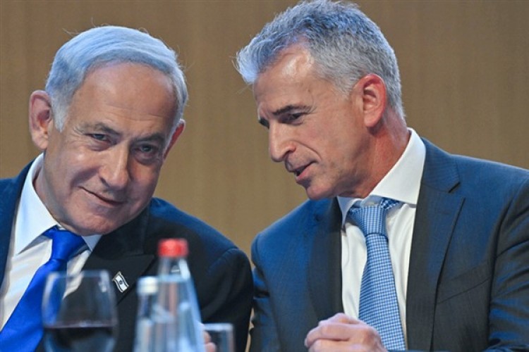 Mossad Direktörü Barnea, Roma'da arabulucularla yaptığı toplantıdan döndü