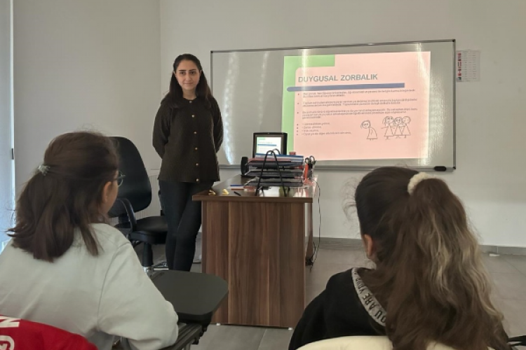 Kadın Çocuk Akademileri'nden öğrencilere 3 ayrı eğitim