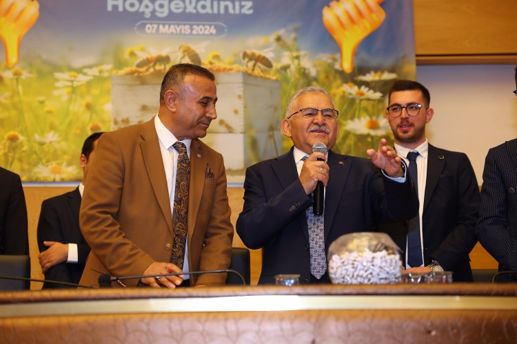 Hobim Arıcılık Projesi Arılı Kovan Kura Çekimi Töreni gerçekleştirildi